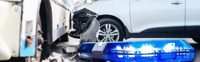 Automobil se zakucao u autobus: Horor na Kopaoniku