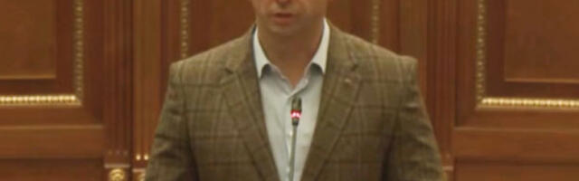 Симић: У експозеу нема Срба, ни уставом гарантована права нису нам загарантована