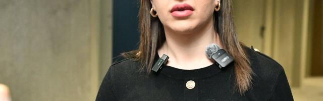 "Ako mi Melina nešto pokloni, rado ću nositi, Haris mi nije davao ništa!"