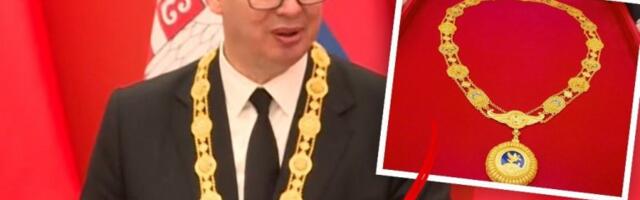 U KINI NEMA VEĆE ČASTI OD OVE MEDALJE, A SAD KRASI PREDSEDNIKA SRBIJE: Zlatno-plava, na njoj golubica i mnoštvo simbola, svaki šalje duboku poruku (FOTO)