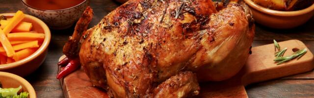 Trik za najsočnije pečeno pile