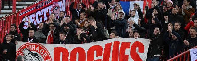 Navijači Lila istakli zastavu Kosova, Zvezda odmah reagovala! /FOTO/