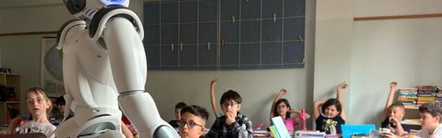 ZASTRAŠUJUĆE Humanoidni robot "podivljao" na sportskom danu u školi: Uplašeni đaci bežali, jedva savladan
