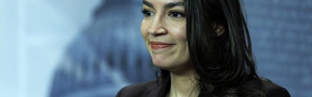 Kongresmenka Okasio-Kortez o centristima: Ne nude afirmativnu viziju za Demokratsku stranku