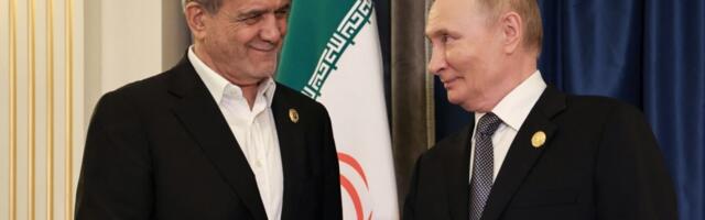 Christopher Walker: Zapad mora prestati da tretira Rusiju, Kinu i Iran kao izolovane izazove