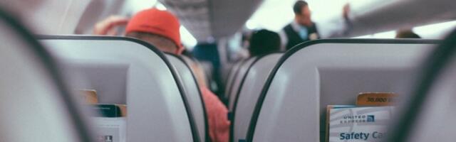 JEDNOSTAVNO, A SKORO UVEK UPALI: Influenserka otkrila kako da jednim potezom u avionu dobijete DVA MESTA ZA SEBE