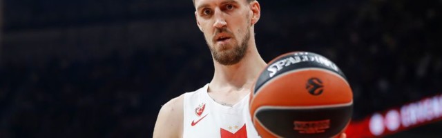 Kuzmić Zvezdin do 2023: Bila je uz mene kad mi je bilo najteže