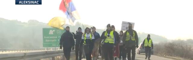 Studenti iz Niša nastavili put ka Kragujevcu