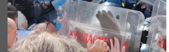 Studenti organizuju hitan skup podrške kolegama zbog policijske brutalnosti