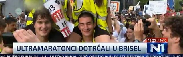 Studenti maratonci stigli u Brisel: Dočekao ih ogroman broj srpskih državljana; odjekuje "Bože pravde" (FOTO, VIDEO)