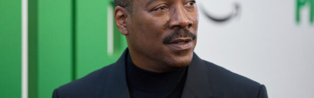 Марфијев „Party All The Time” заустављен на вратима славе