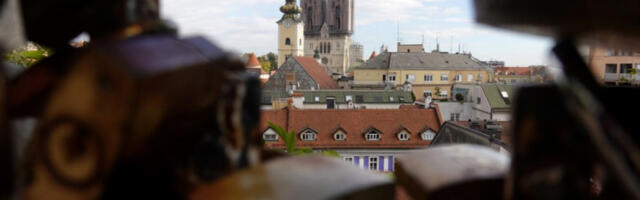 Загребачки тиктокер се попео на торањ катедрале