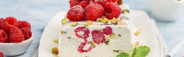 Semifredo - neodoljivi italijanski kolač bez pečenja: Topi se u ustima