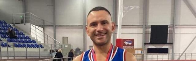 Milan Jović iz Leskovca osvojio zlatnu i srebrnu medalju na državnom prvenstvu u atletici