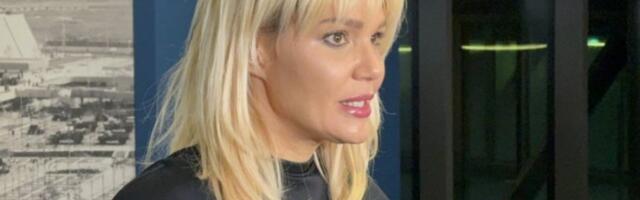 LENA KOVAČEVIĆ NE KRIJE SUZE! Pevačica se slomila pred koncert posvećen žrtvama "Ribnikara", SETILA SE POKOJNE MAJKE! (VIDEO)