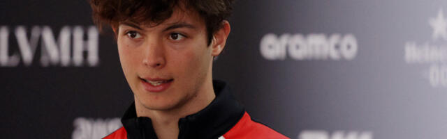 Uf, užasan udes u Japanu: Mladi vozač prvi velikoj brzini udario u ogradu (VIDEO)