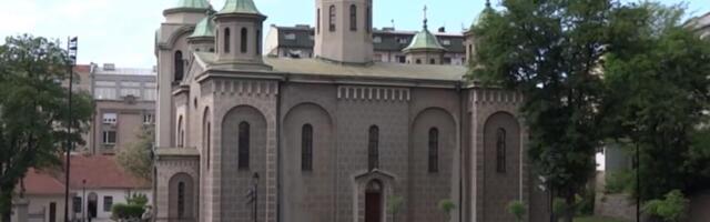 U porti ove crkve ubijeno je 200 ljudi: Krili se u skloništu kada su na njih bačene bombe, tek posle 29 godina dobili spomenik