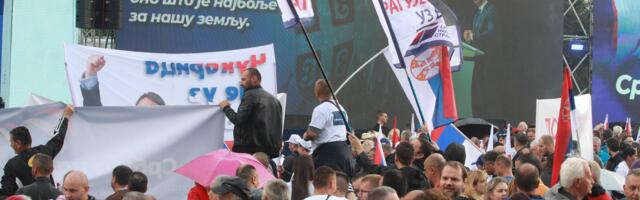 SNS stvor među nama