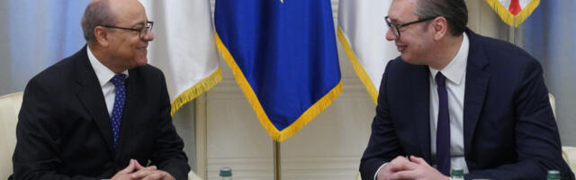Председник Вучић примио у опроштајну посету амбасадора Алжира Фатаха Махраза