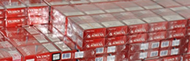 ZAPLENJEN PUN KOMBI CIGARETA BEZ AKCIZNIH MARKICA