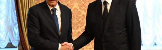 "POSEBNU PAŽNJU POSVETILI SMO UNAPREĐENJU SARADNJE!" Vučić razgovarao u Kijevu sa Janezom Janšom! (FOTO)