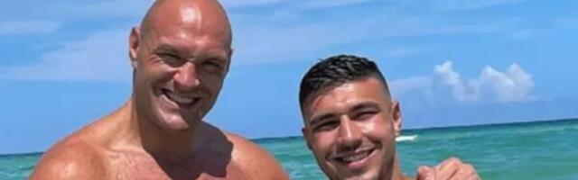 Tajson Fjuri priprema mlađeg brata za borbu protiv Džejka Pola