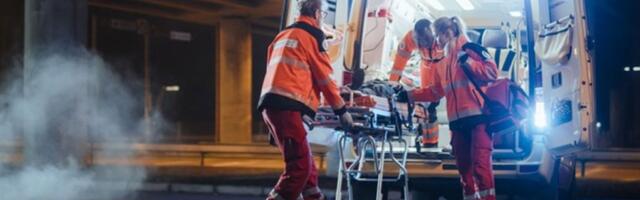 MUŠKARCA UDARIO AUTOBUD U BEOGRADU! Hitno prebačen na VMA!