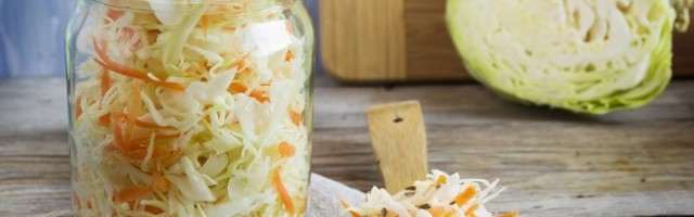Ništa bez kiselog kupusa: Recept za ovaj prirodni lek