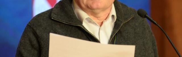 SRĐAN MILIVOJEVIĆ OPET ŠIRI PANIKU LAŽNIM VESTIMA! Tvrdi da se "ne mogu kupiti evri u menjačnicama", usledio hladan tuš, narod besan: "Imaš 100 godina i lažeš"