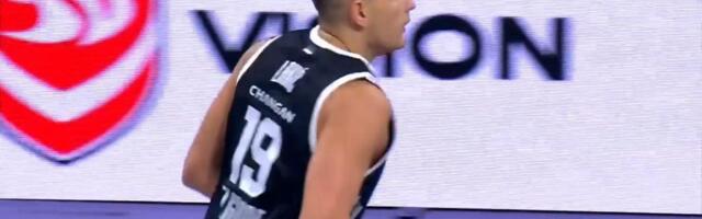 Navijači poslali jasnu poruku: Lakić kapiten!