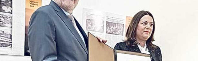 „Ми­ро­сла­вље­во је­ван­ђе­ље” до­пи­сни­ку „По­ли­ти­ке” Но­ви­ци Ђу­ри­ћу