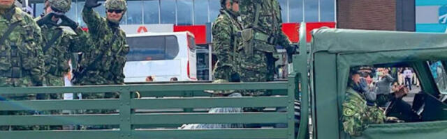 Више од 30.000 колумбијских војника распоређено дуж границе са Венецуелом