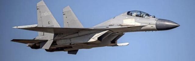Bliski susret kineskog lovca J-16 i tajvanskog F-16: Ispaljeni mamci za rakete, rastu tenzije u Aziji