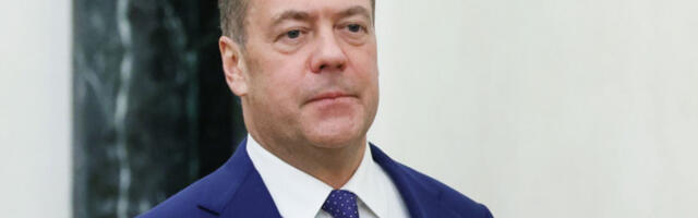 Медведев: Апсурдно је да Украјина нуди заштиту земљама Залива