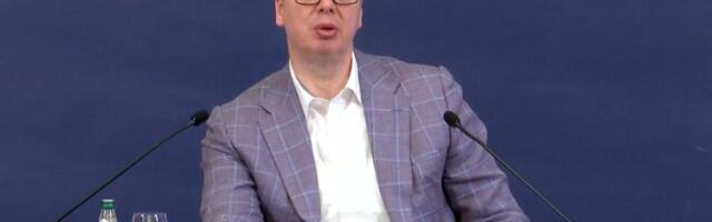 Vučić u Donjoj Gradini: Uvek ćemo svima pružiti ruku, ali neće biti ni traktora ni ubijenih Srba