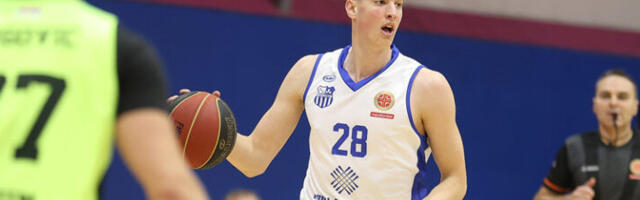 Мега Баскет довела центра Луку Паунова