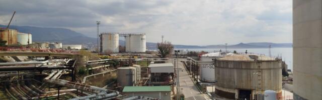 JANAF-u produžena licenca za isporuku nafte NIS-u