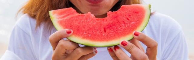Ovaj deo lubenice mnogi bacaju, a pun je korisnih sastojaka: Skriveno blago ispod kore