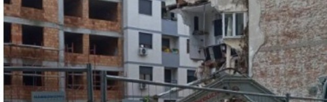 Sprat nestao u sekundi: Trenutak kada se zgrada na Vračaru ponovo urušila (VIDEO)