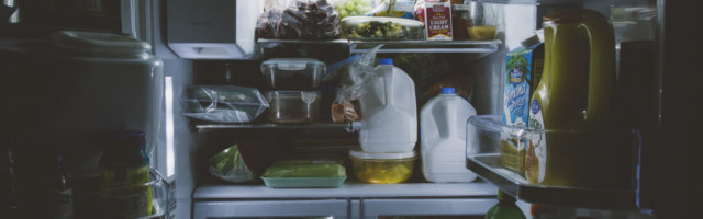 ČAROBNI NAPITAK ZA GORUŠICU: Nalazi se u svakom frižideru, a otklanja tegobe za 2 minuta - zaboravite sodu bikarbonu