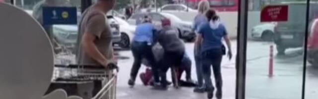 Haos u Lidlu: Stranac opljačkao prodavnicu, reagovale radnice (VIDEO)