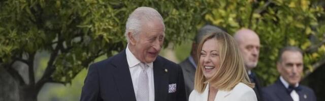KRALj ČARLS RAZGOVARAO SA MELONI I MATARELOM: Sastanku prisustvovali i ministri spoljnih poslova Italije i Velike Britanije (FOTO)