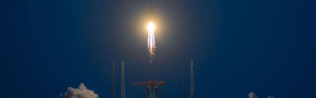 U svemir lansirana nova grupa internet satelita