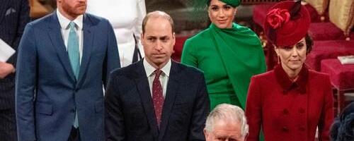 Retka fotografija kraljevske porodice otkriva novu hijerarhiju: Ovaj detalj odmah je izazvao pažnju javnosti