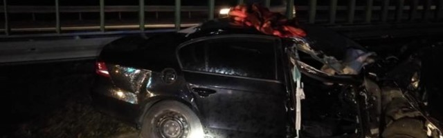 TEŽAK UDES NADOMAK NOVOG PAZARA! Šestoro mladih povređemo u žestokom čeonom sudaru audija i BMW-a