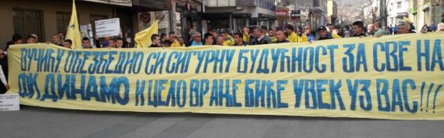Hvalospevi predsedniku, pa VAPAJ ZA POMOĆ: A onda se on pojavi kao spasilac klubova i sportista...