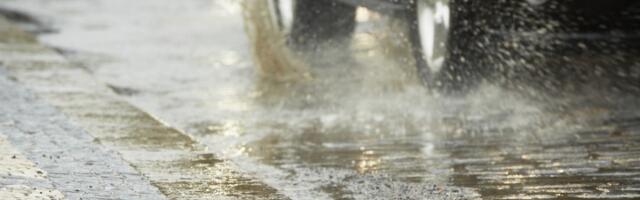 AMSS: Mestimično vlažni kolovozi i jak vetar