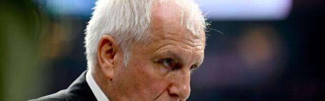 Obradovića izbacilo iz takta ponašanje igrača na tajm-autu: Smem li ja nešto da kažem?! /VIDEO/