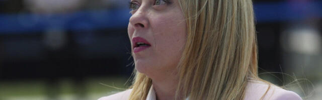 NEZAPAMĆENI SKANDAL - SVE ZBOG TRAMPA? Ruski voditelj izvređao Đorđu Meloni - SVE SE ORI!