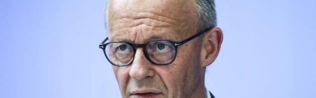 Мерц звао Зеленског након напада на Кијев